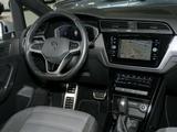 Volkswagen Touran 1.5 TSI DSG Highline R-Line 7-SITZE NAVI - VW Touran Gebrauchtwagen in Berlin