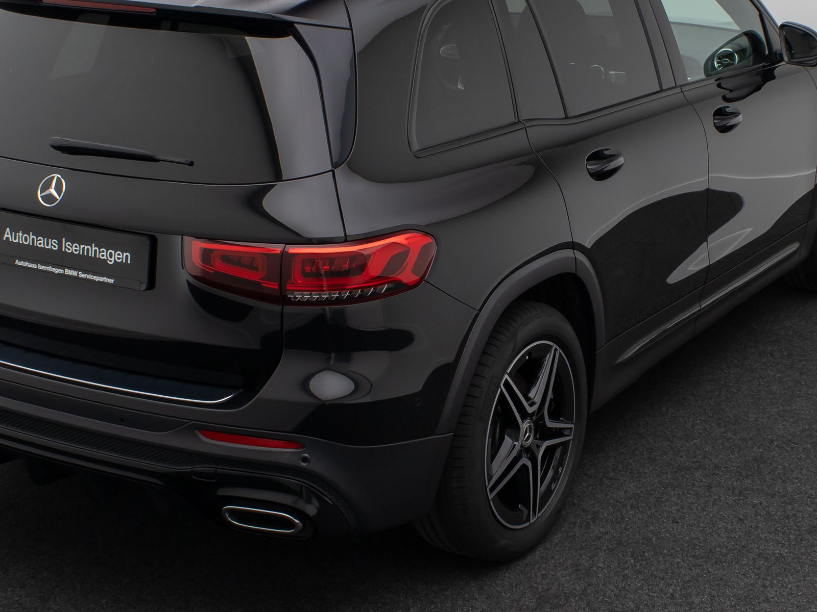 Fahrzeugabbildung Mercedes-Benz GLB 220d AMG Line SoundSys 360&deg;Panorama Standhzg