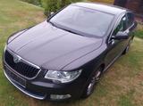 Skoda Superb 09/2011 170 PS TüV 02/27 Eleg... - Skoda Superb: 170