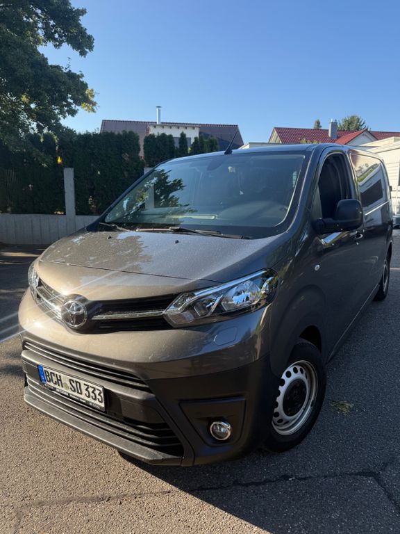 Image of Toyota Proace (Verso)