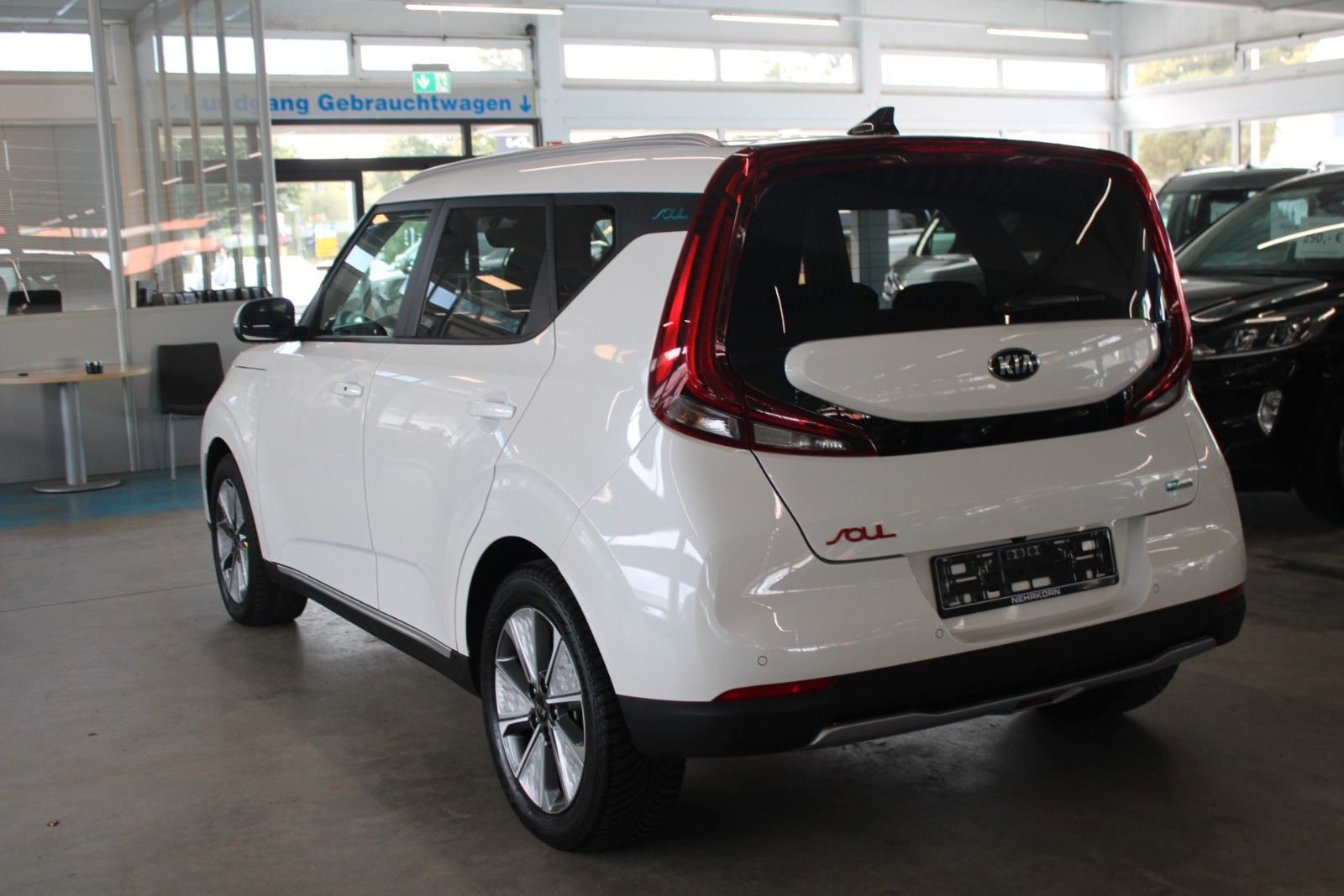 Fahrzeugabbildung Kia e-Soul 150kW Vision Wärmepumpe OnBoardLader uvm.
