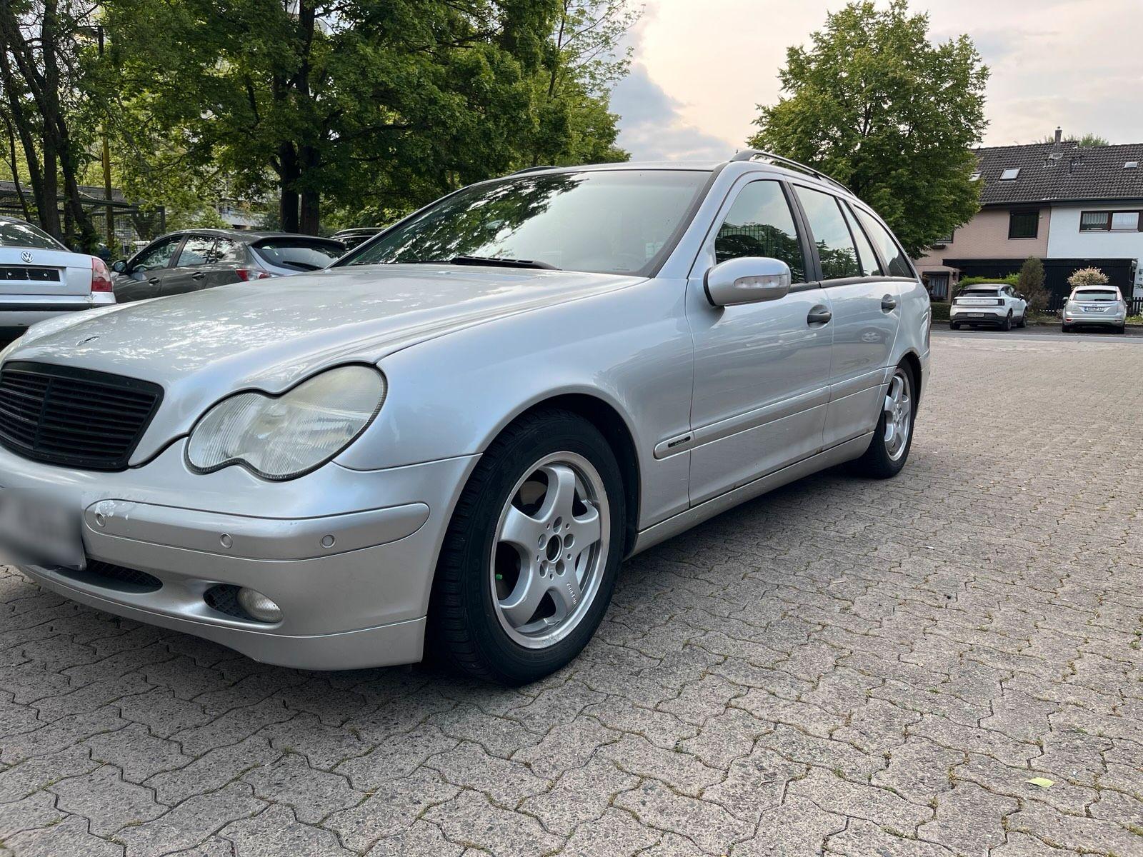 Mercedes-Benz C 180