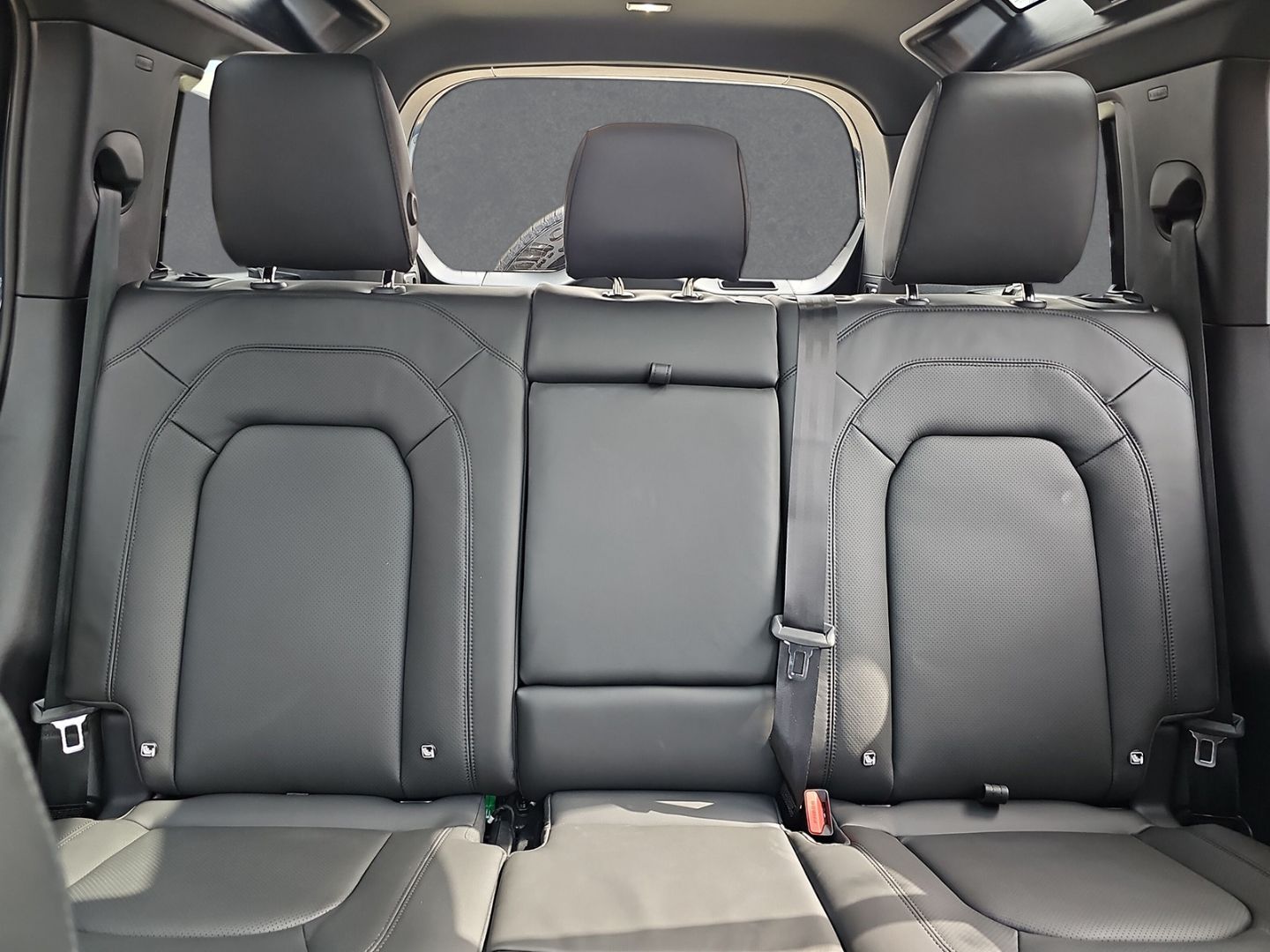 Land Rover Defender - Bild 11