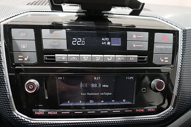 E-up! PDC KAMERA TEMPOMAT SHZ BT DAB Winterräder