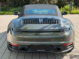 Porsche 992 Carrera S Cabriolet  - Porsche 992: Grün