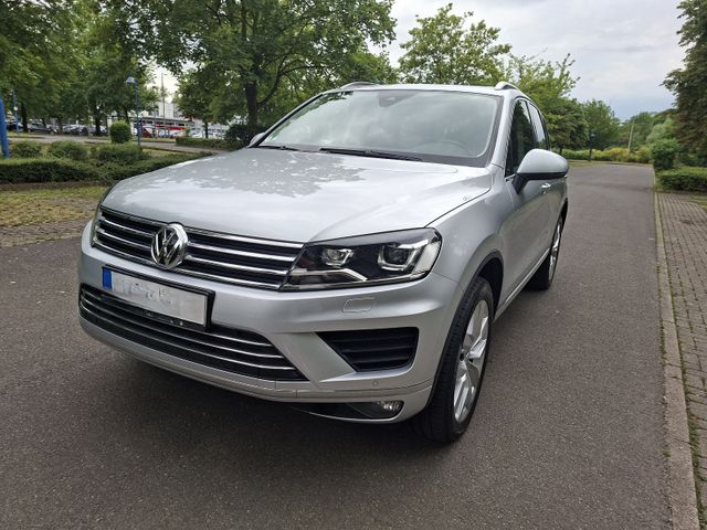 VW Touareg 3.0 V6 TDI,  Allrad,  AHK