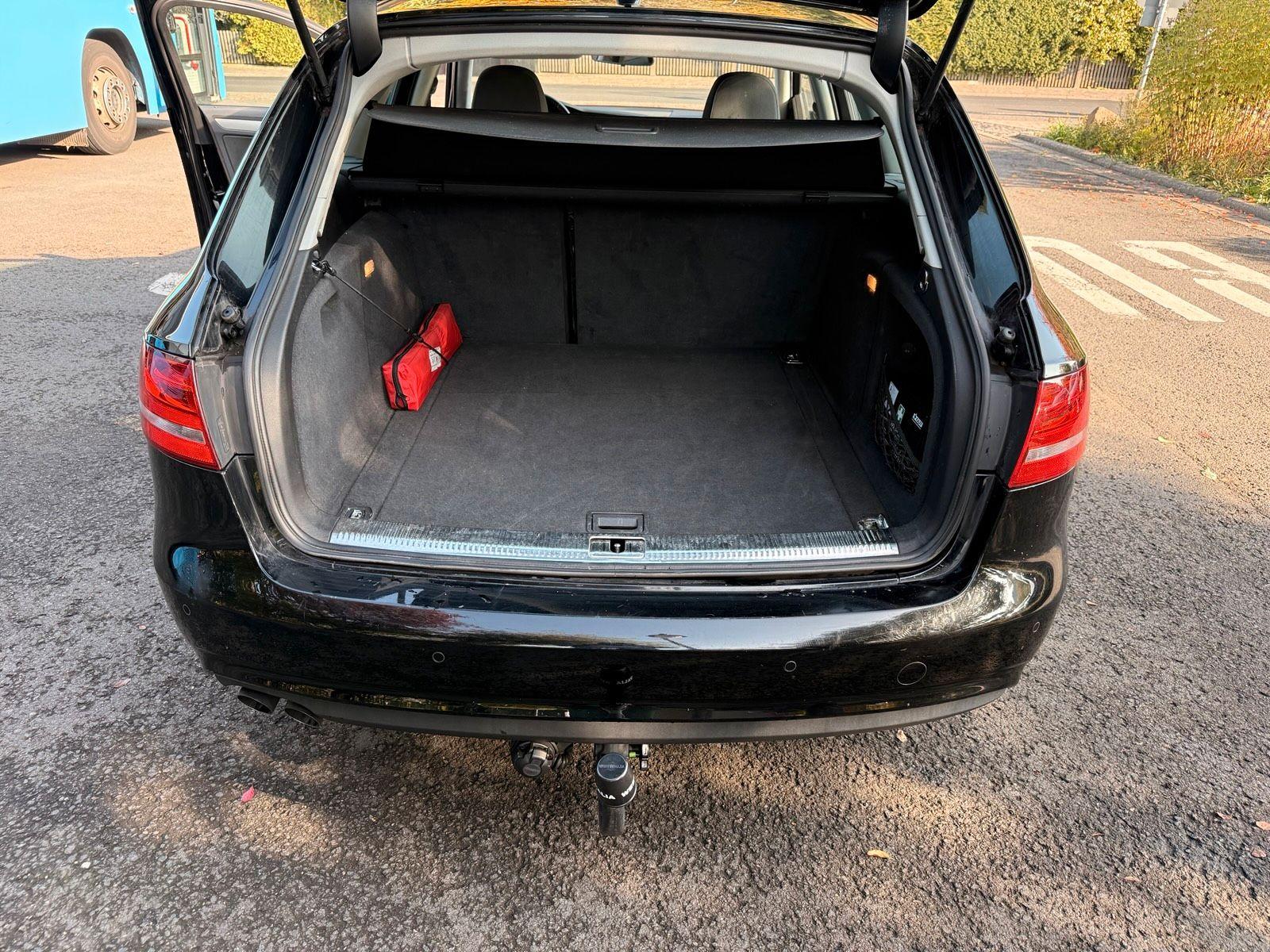 Audi A4 2012 — photo 8
