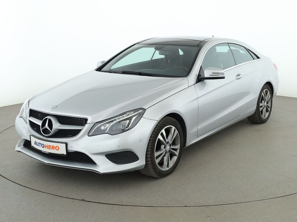 Image of Mercedes-Benz E 320