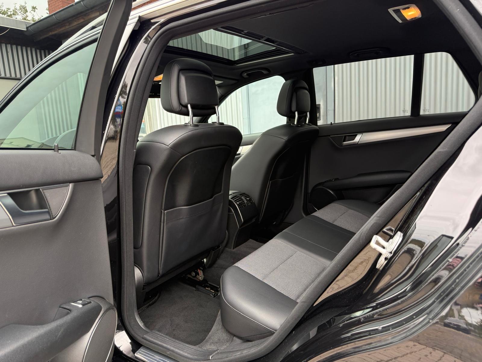 Mercedes-Benz C 200 T Automatik AMG Paket+Navi+Xenon+2.Hand