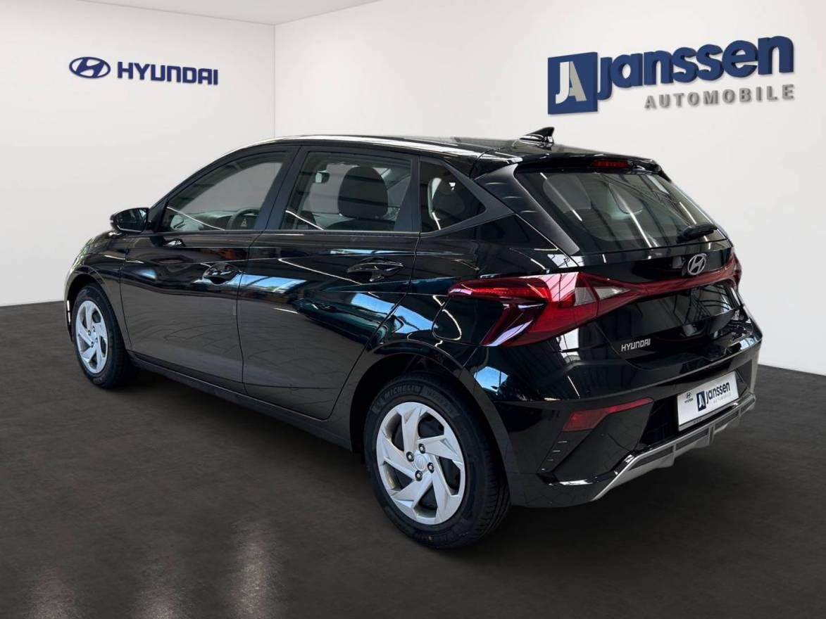 Fahrzeugabbildung Hyundai i20 FACELIFT |  1.0 T-GDI (90 PS) | CarPlay | Rü