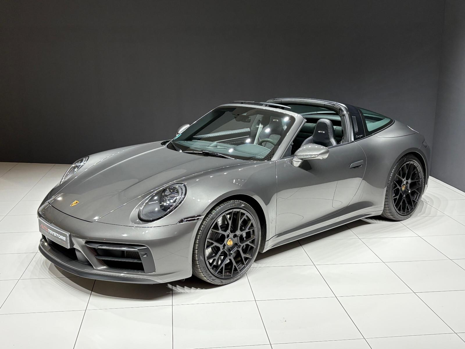 Porsche 911 Targa 4 GTS, Carbon, Matrix-LED, HA-Lenkung