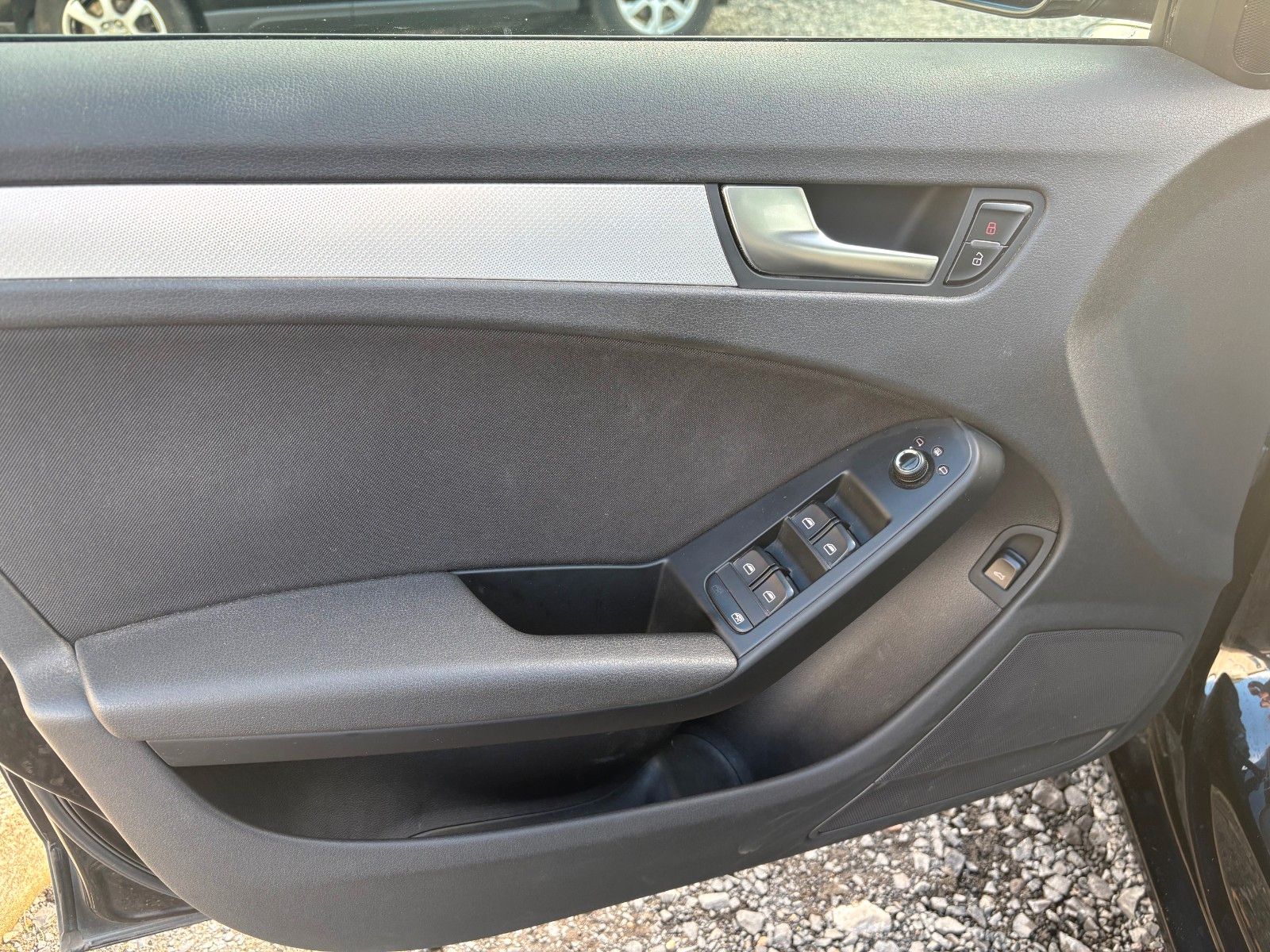 Fahrzeugabbildung Audi A4 2.0 TFSI Limo Ambition Xenon SPORTSITZE 1.HAN