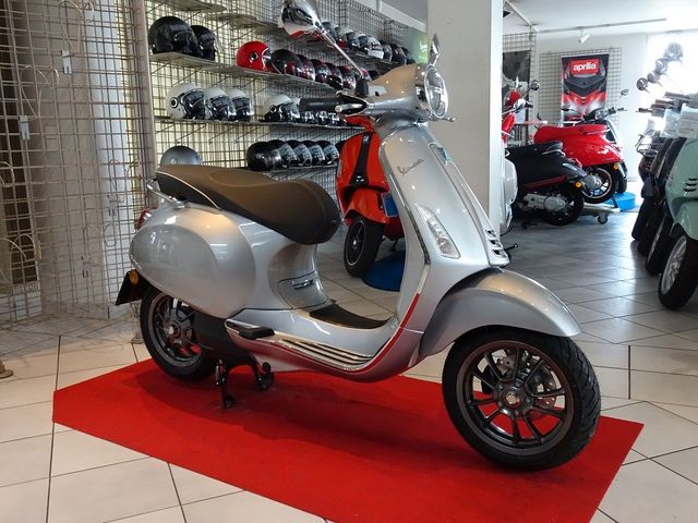 Vespa Elettrica70Km/h -VESPA-AKTION-