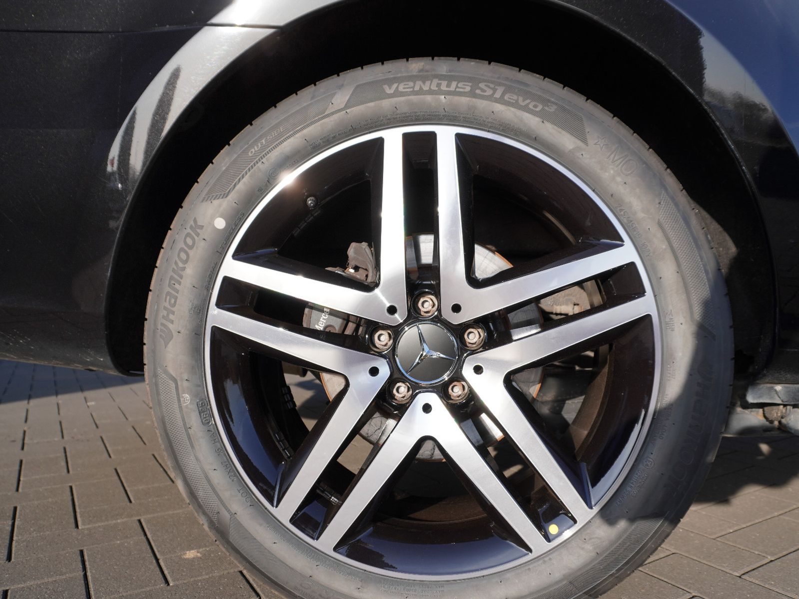 Fahrzeugabbildung Mercedes-Benz V 250 d EXCLUSIVE EDITION