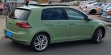 Volkswagen Golf 2.0 TDI BMT Highline - Volkswagen Golf: Grün, Schiebedach