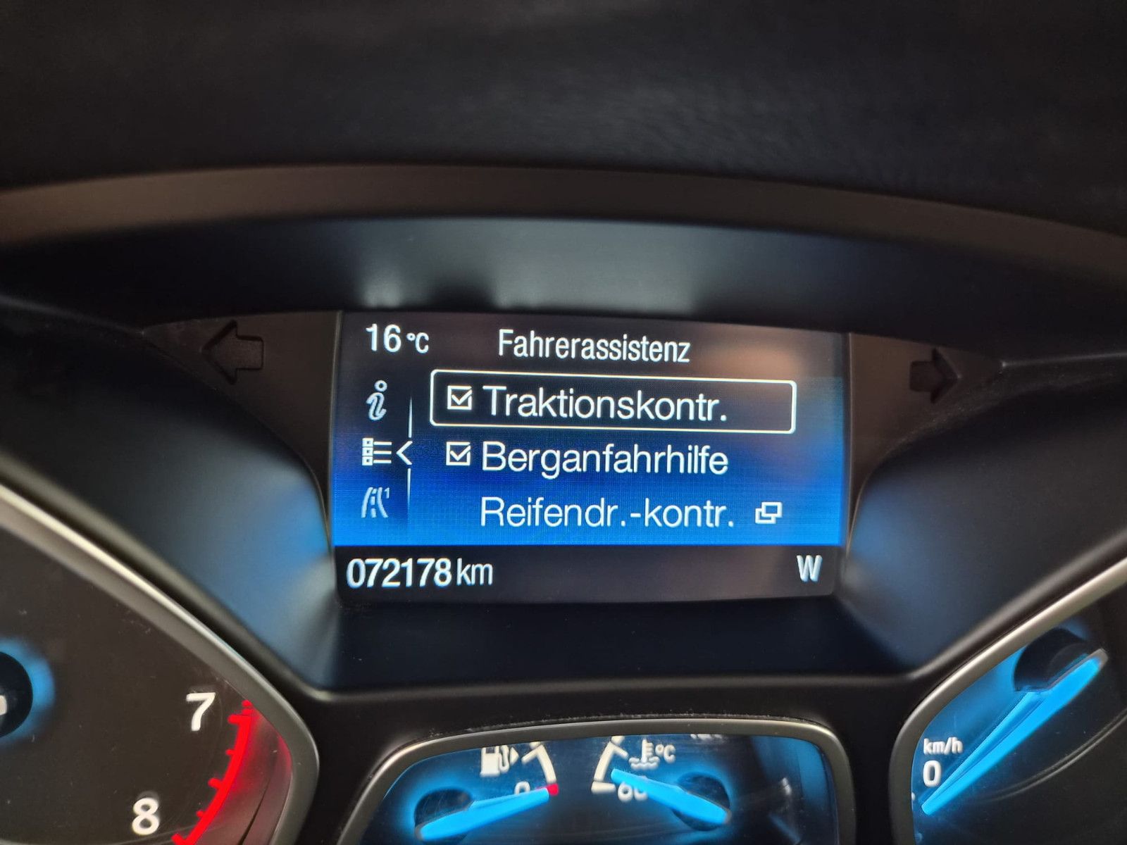 Fahrzeugabbildung Ford Kuga Cool & Connect / NAVI /