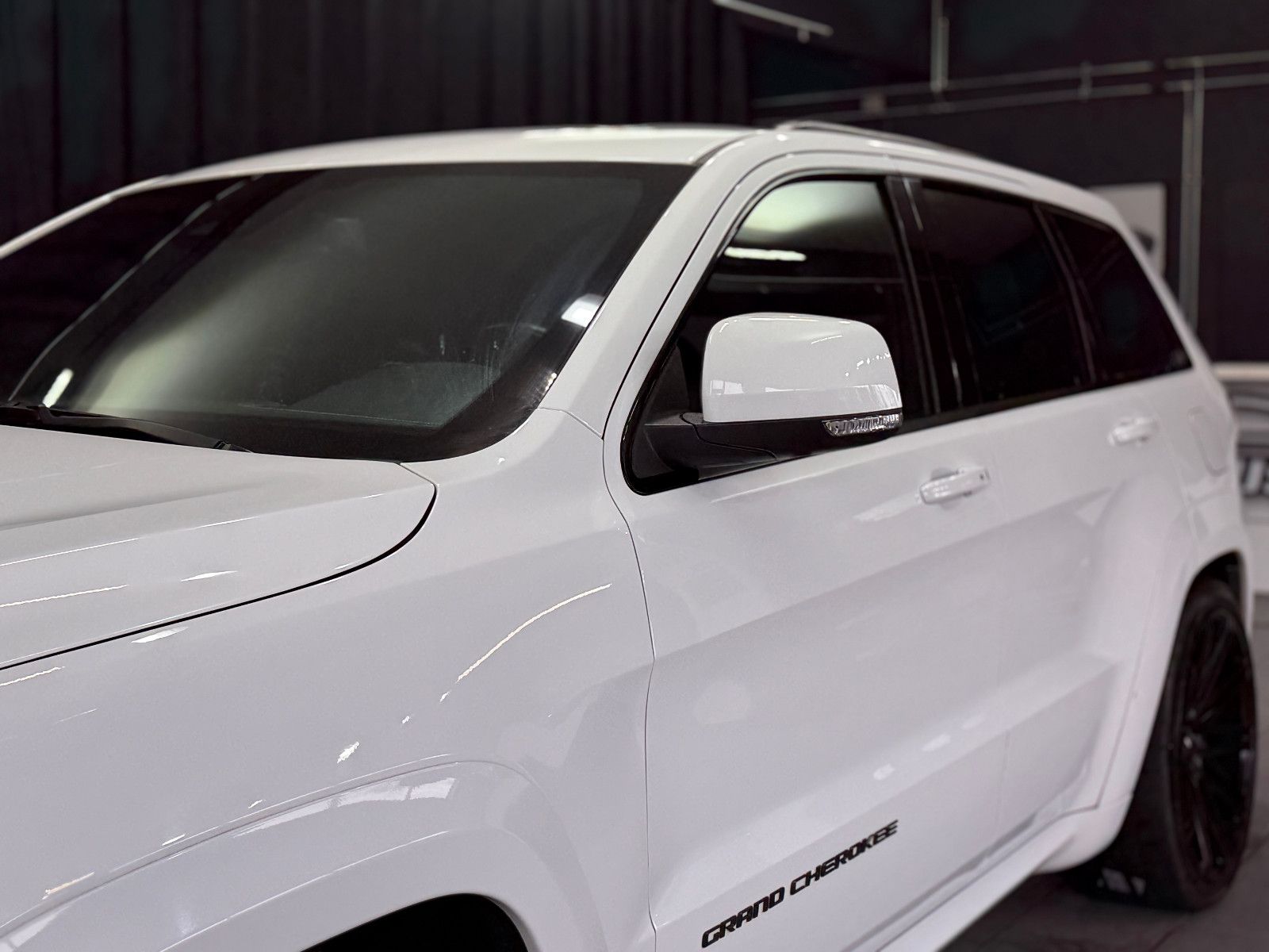 Fahrzeugabbildung Jeep Grand Cherokee 6.4 V8 HEMI SRT|H&K|D-FZG|