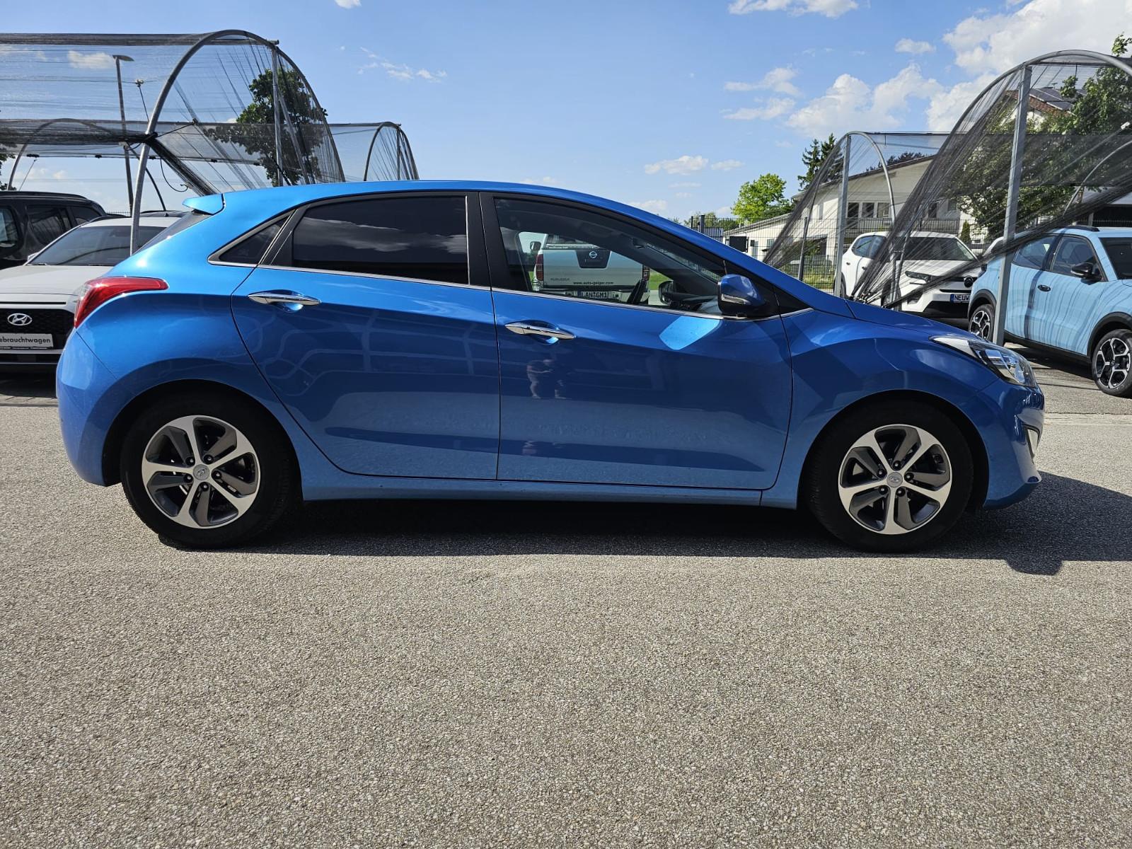 Hyundai i30 YES! NAVI*SHZ*ALU*GRA*KAMERA*MFL beheizt*