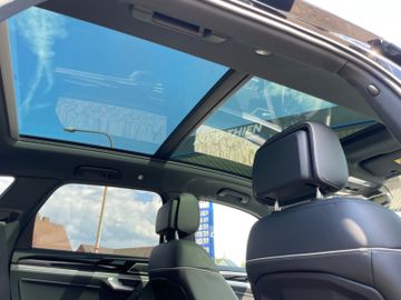 Fahrzeugabbildung Volkswagen Touareg 3.0 TDI 4M Aut R-Line Standhzg./AHK/Pano