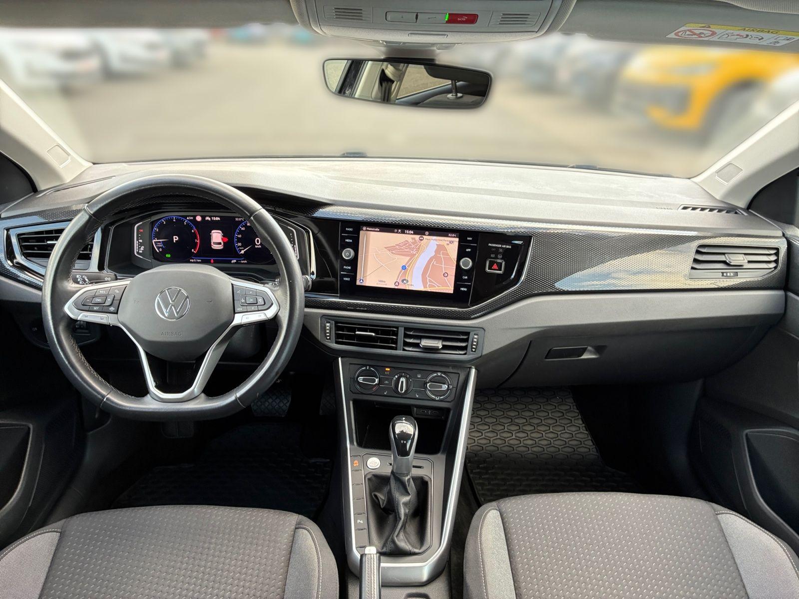 Volkswagen Polo Life 1.0 TSI DSG / Navi, CarPlay, LED, SHZ