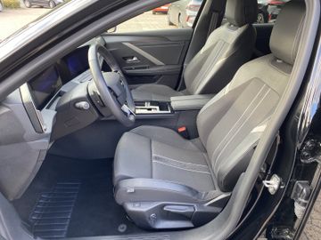 Bild 7 Opel Astra GS ST AT8/NAVI/SHZ+LHZ/PDC vo+hi+360Cam