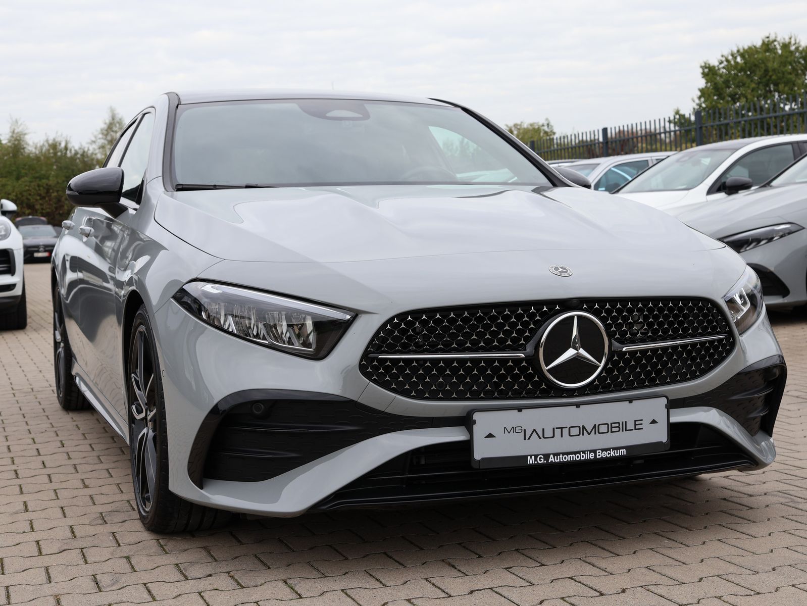 Mercedes-Benz A 200 d Special Edition AMG Line - PANO KAMERA foto 5