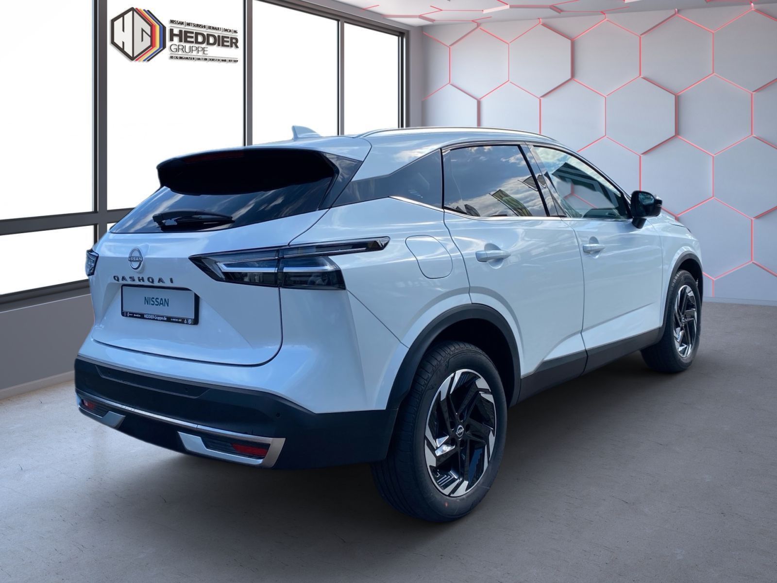 Fahrzeugabbildung Nissan QASHQAI 1.3 DIG-T MHEV 158 PS MT 4x2 N-Connecta