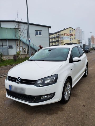 Volkswagen VW Polo Life 1.2 60 PS, Top Zustand