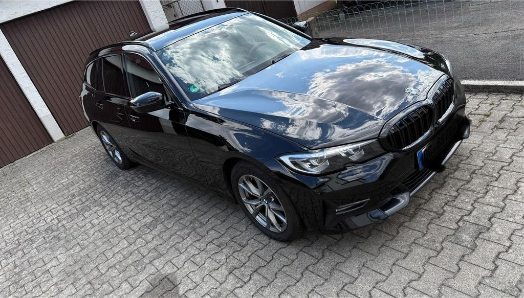 BMW 320