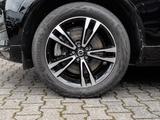 Volvo XC60 Momentum Pro AWD B4 Diesel EU6d Allrad Navi - Volvo XC60 Gebrauchtwagen in Mülheim (Ruhr)