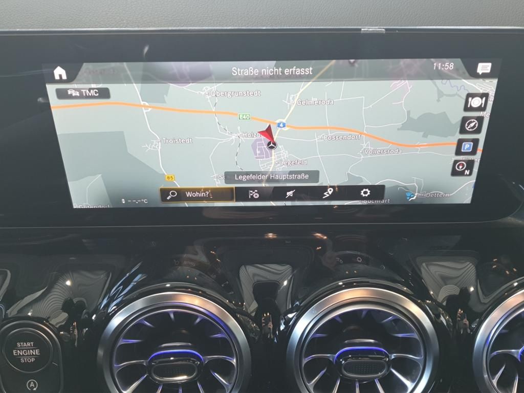 Fahrzeugabbildung Mercedes-Benz GLA 200 AMG*Night*LED*KeyLess*SpurH*ParkAss*RFK