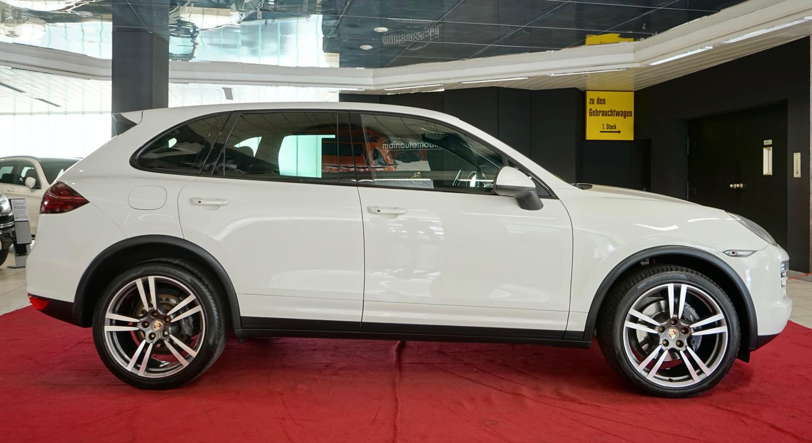Porsche Cayenne Diesel ACC AHK PDLS Standheizung 14-Wege