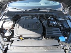 SKODA Octavia Combi 2.0 TDI RS Columbus Traveller Ahk SKODA Octavia Combi 2.0 TDI RS Columbus Traveller Ahk