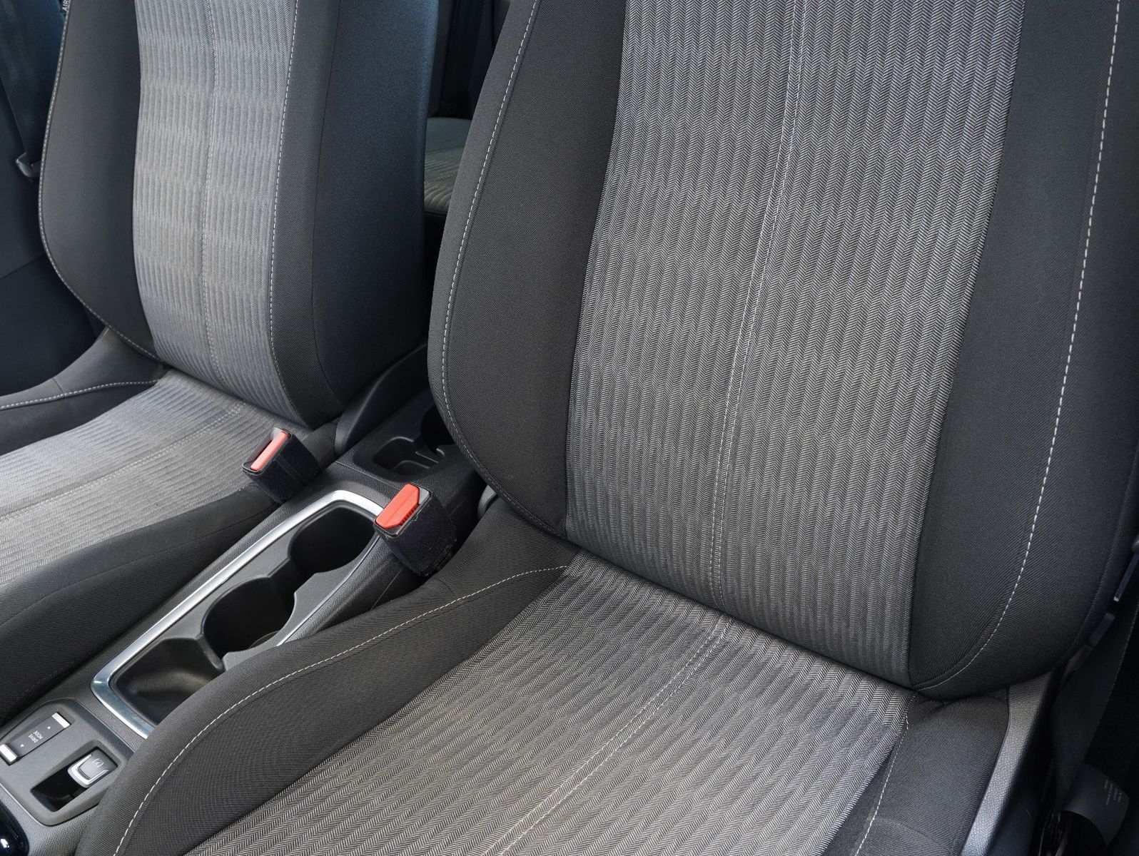 Fahrzeugabbildung Opel Corsa F e Edition 50KWH/WÄRMEPUMPE/A-AC
