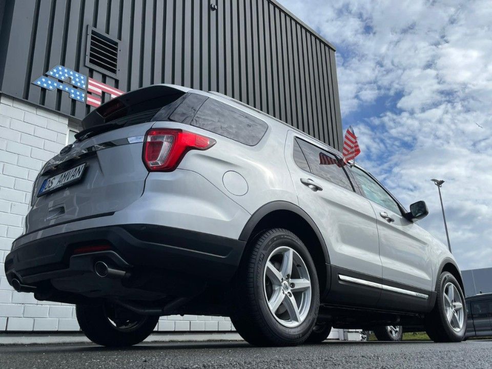Fahrzeugabbildung Ford Explorer 3.5 V6 XLT 7 Sitzer 35.000 KM