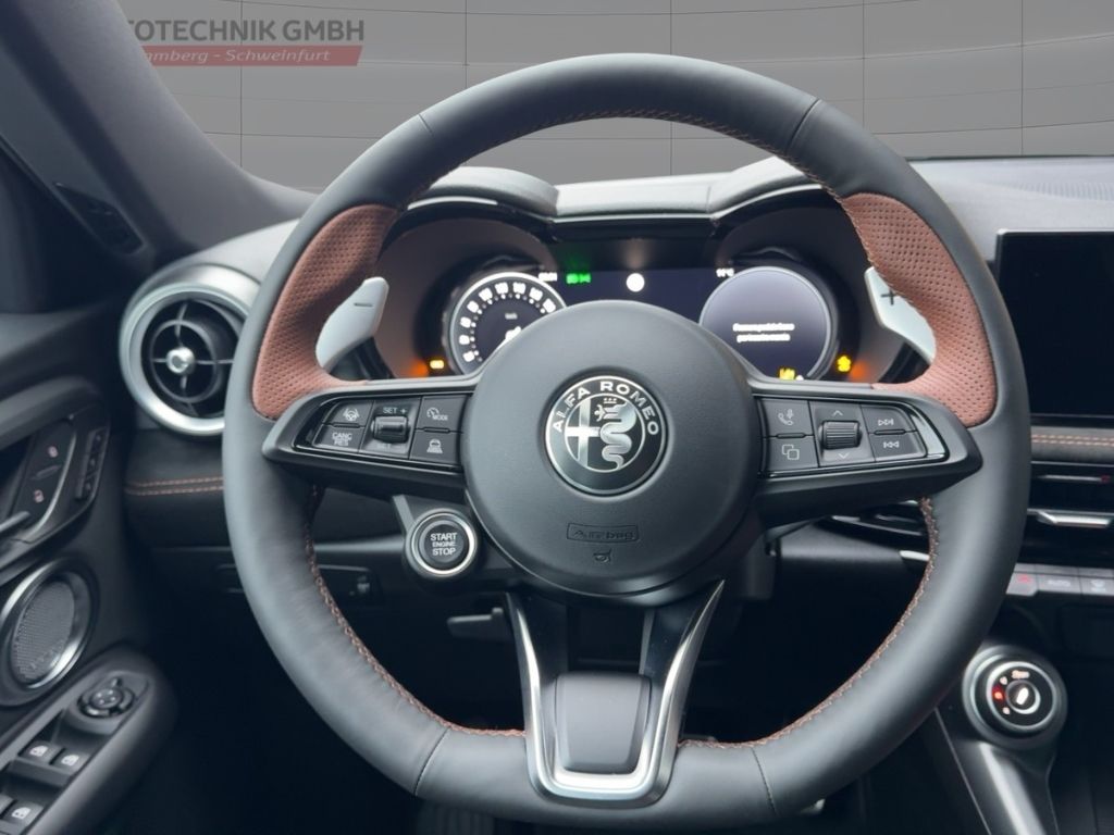 Fahrzeugabbildung Alfa Romeo Tonale Intensa Diesel MY25 INTENSA