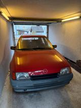 Opel Kadett E aus erster Hand, Garagenwagen - Opel Kadett: Kleinwagen