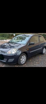 Ford ford fiesta 22 Monaten Tüv, Diesel,Zahnrie... - Ford Fiesta aus 2006 mit Diesel-Antrieb