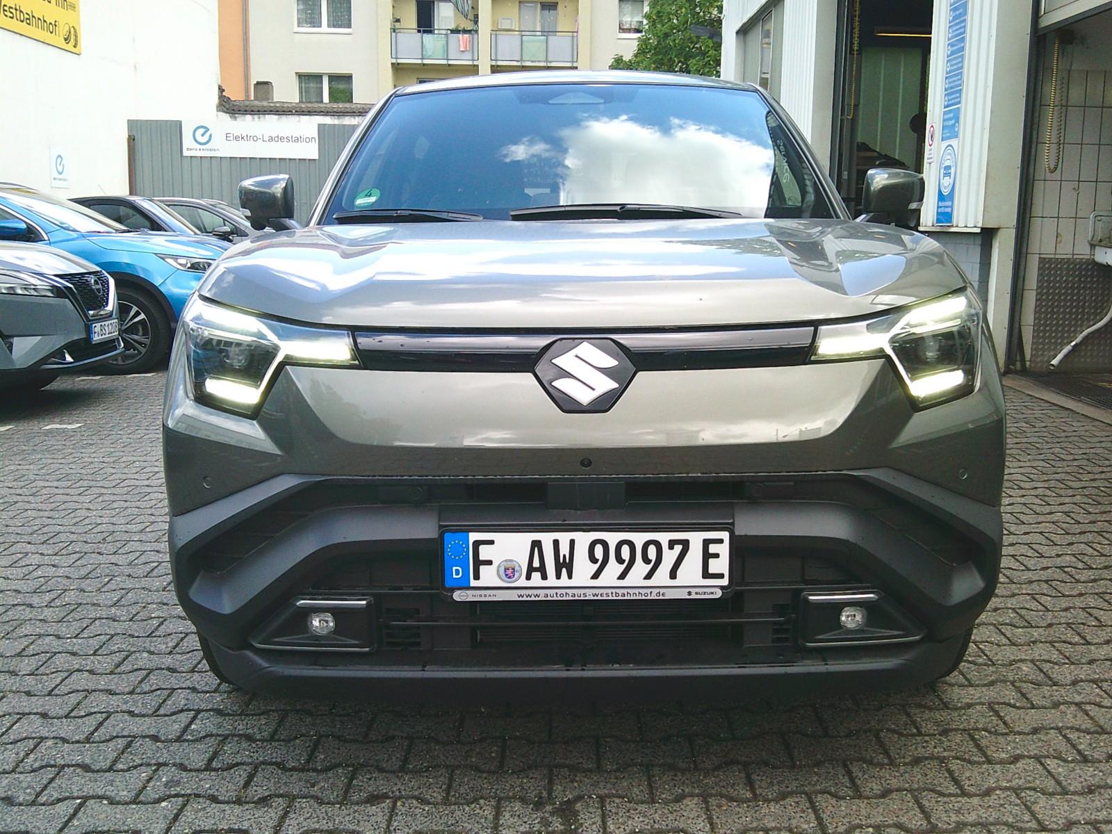 Suzuki e Vitara 128 kW eAxle Comfort+