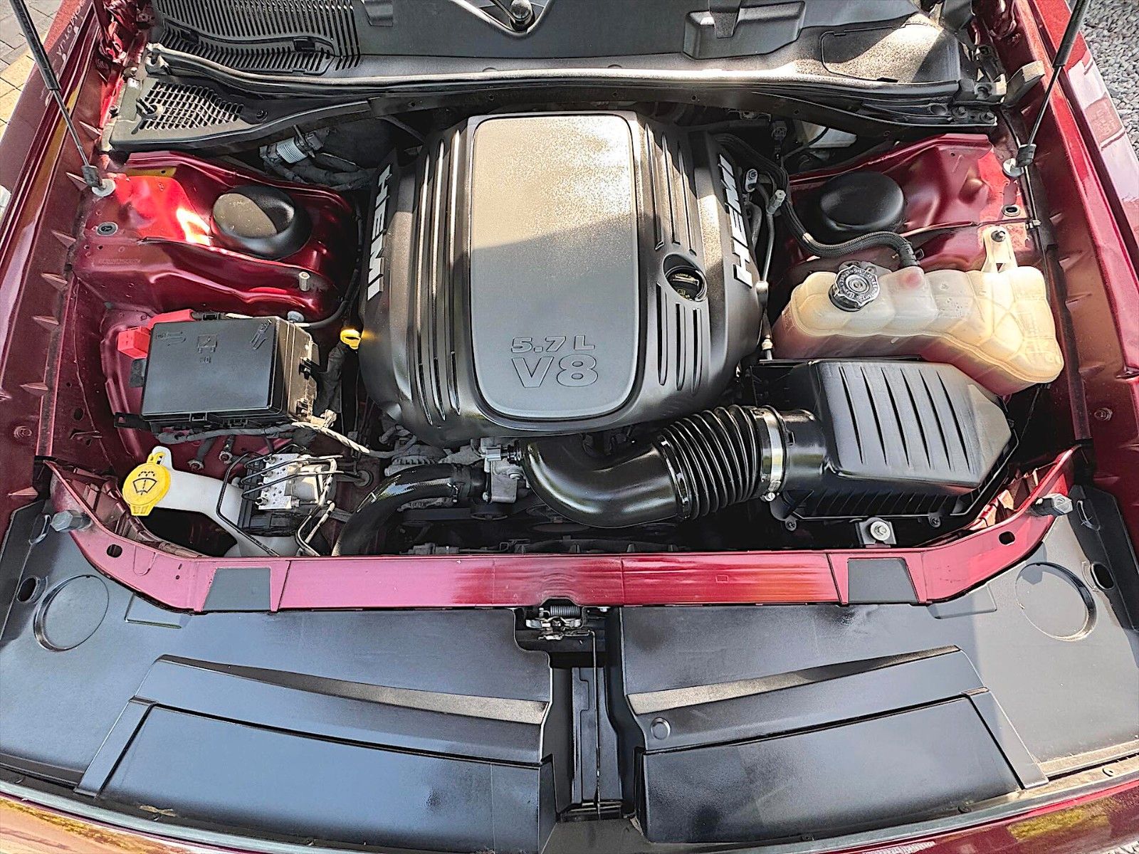 Fahrzeugabbildung Dodge Challenger 5.7 V8 R/T Performance SUPERTRACKPAK