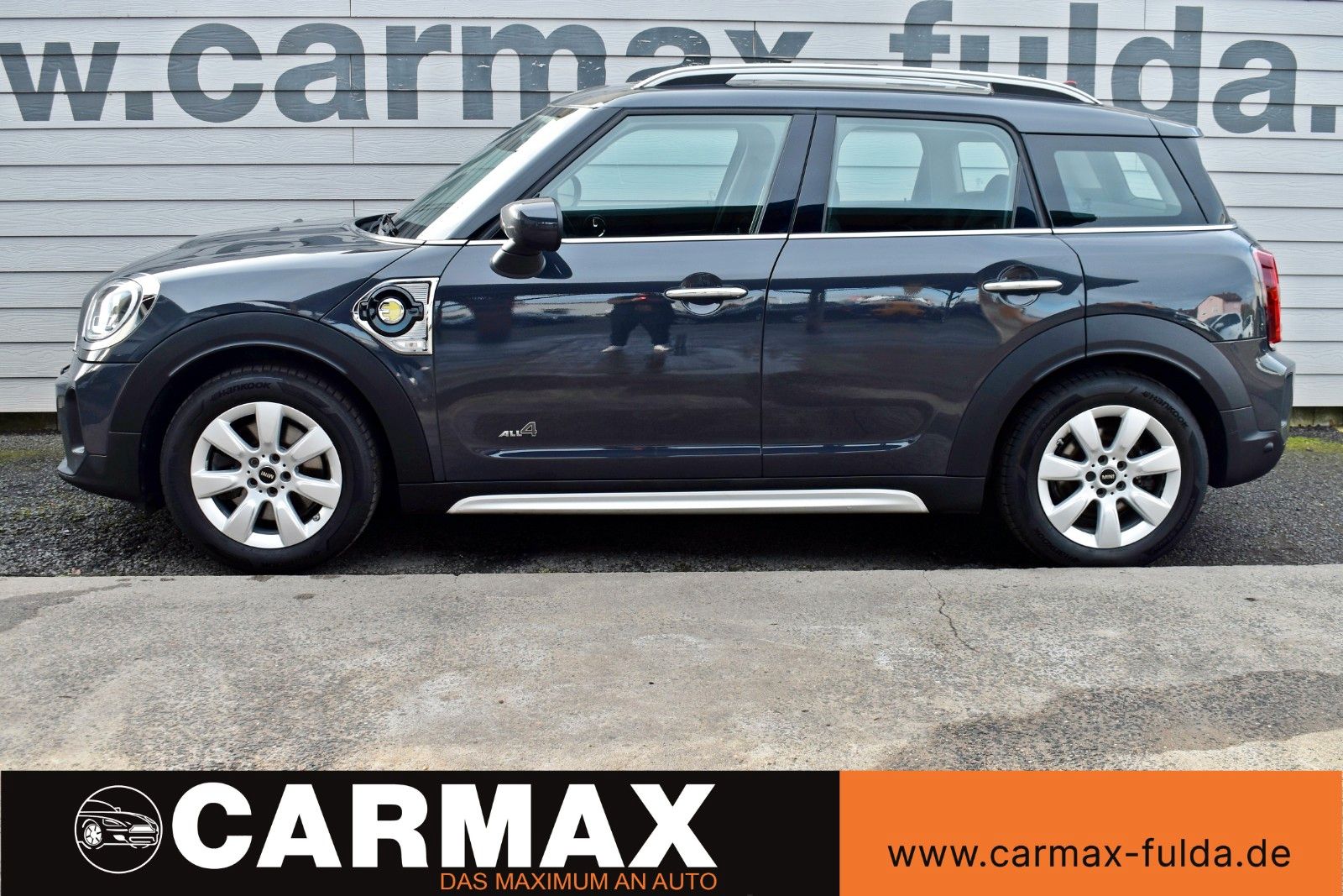 Fahrzeugabbildung MINI Cooper SE Countryman All4,Leder,Navi,LED,PDC