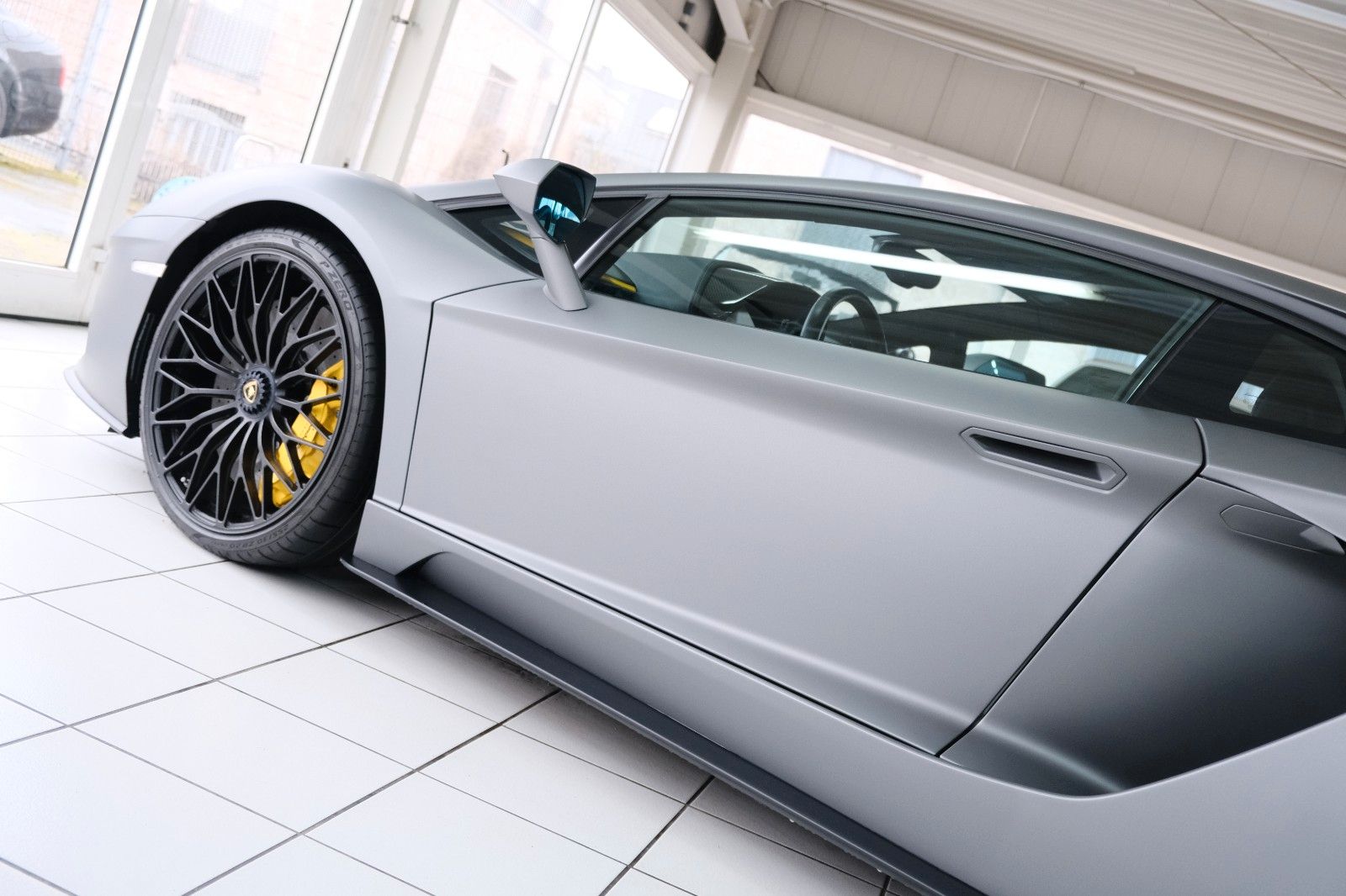 Fahrzeugabbildung Lamborghini Aventador S/Carbon/Lift/Matt/1A Zustand