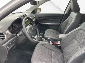 Fotografie des Suzuki Vitara Comfort+ Allrad Kamera Navi Schiebedach