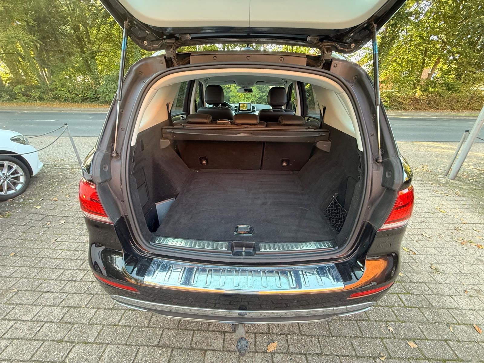 Mercedes-Benz GLE 350 d 4Matic*Navi*AHK 3500 KG*Leder*LED
