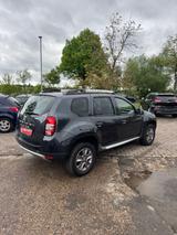 Dacia Duster I Laureate 4x2 - Dacia Duster: Laureate 4x2