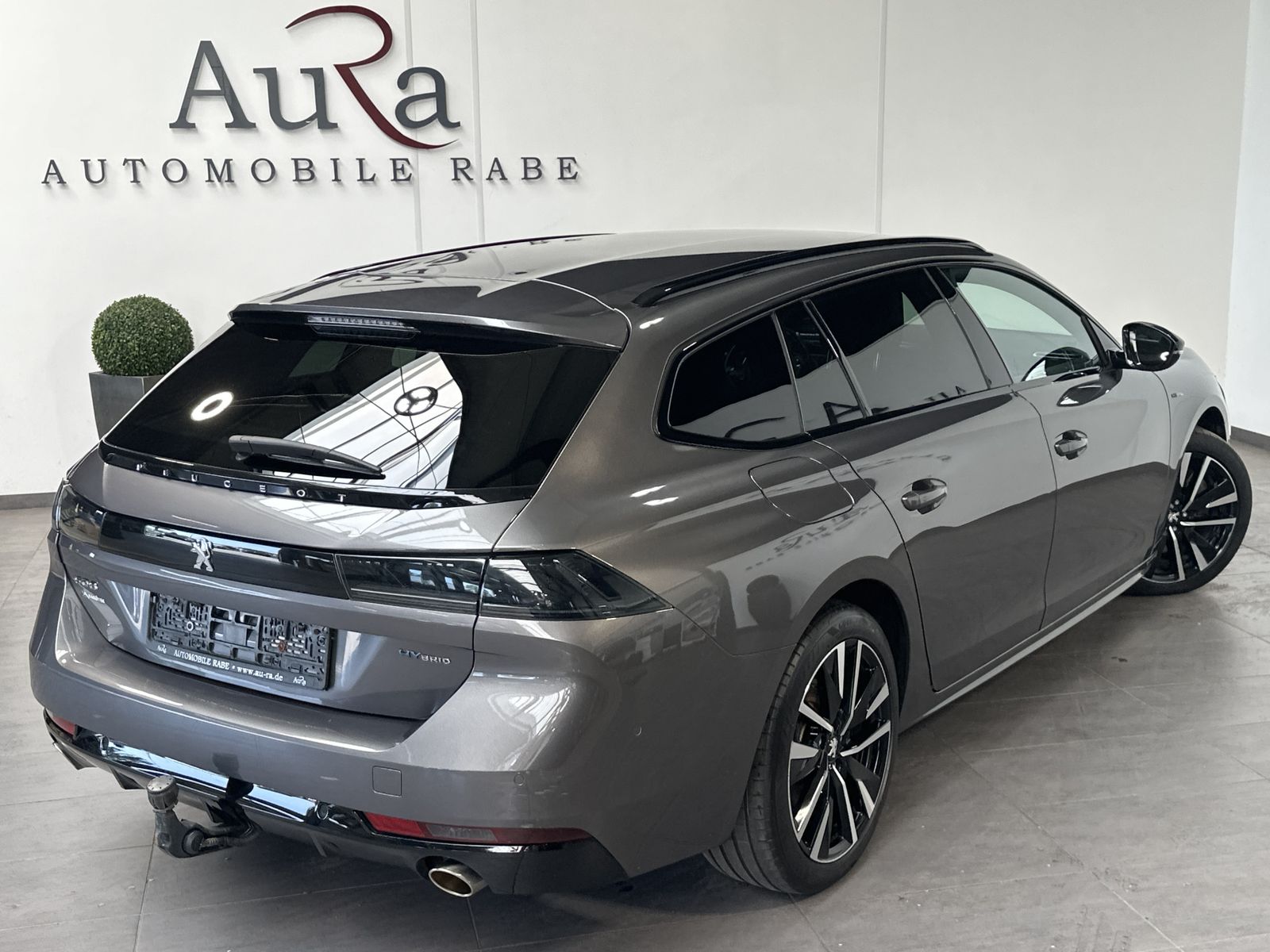 Fahrzeugabbildung Peugeot 508 SW Hybrid 225 GT NAV+LED+ACC+KAM+18ZOLL+VC