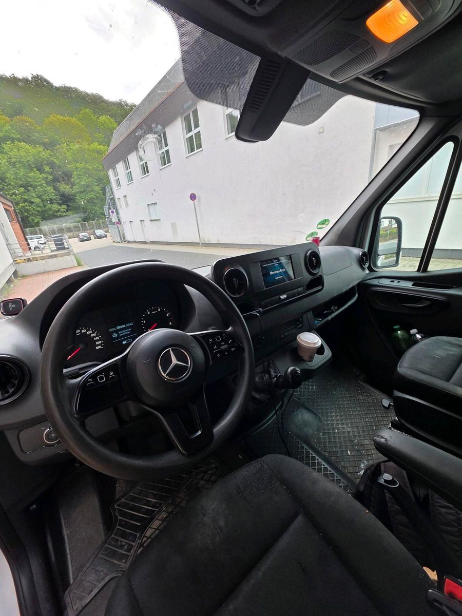 MERCEDES-BENZ MERCEDES SPRINTER