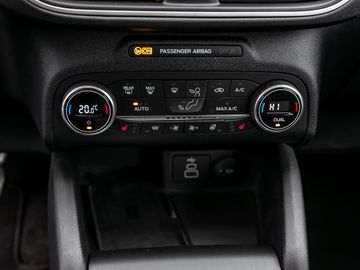 Ford Kuga 2.5 Plug-In Hybrid Cool & Connect Navi