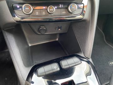 Bild 14 Opel CORSA e EDITION SHZ DAB
