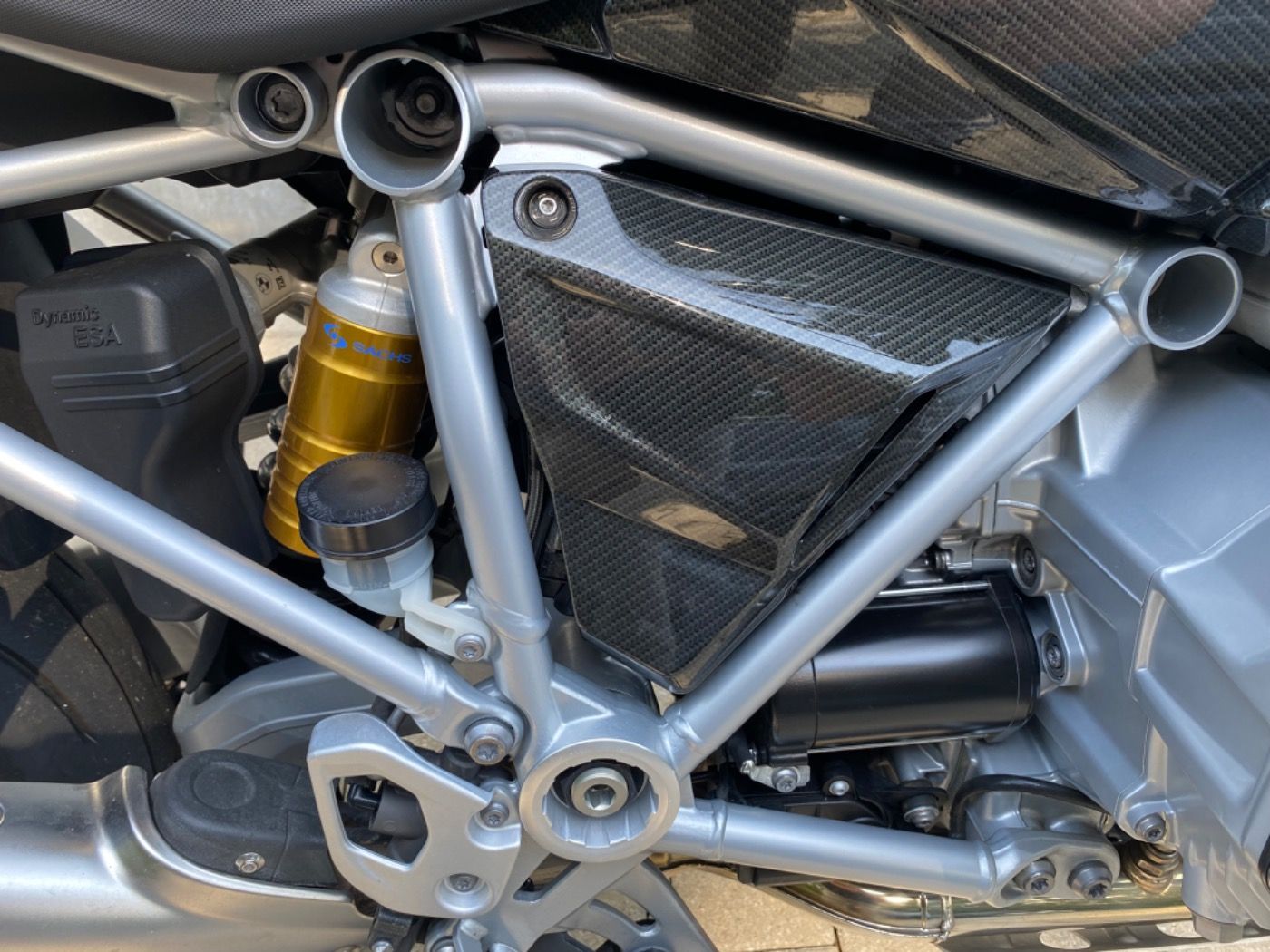 Fahrzeugabbildung BMW R 1200 GS LC Carbon